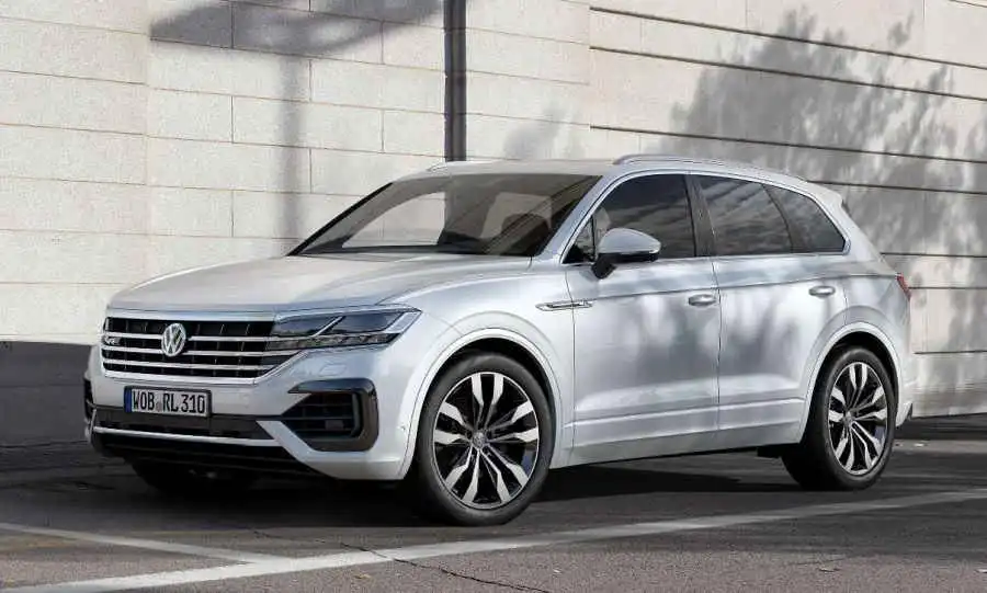 image for Volkswagen Touareg Review