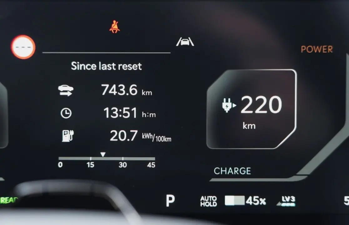 2025-kia-ev9-earth-battery-monitor.webp