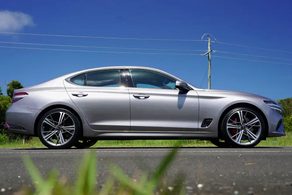 2024 genesis g70 3.3 sport luxury doors