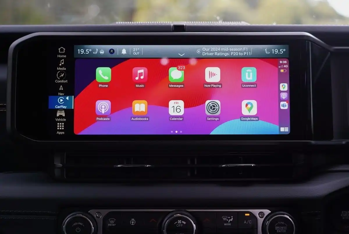 2024 jeep wrangler overland apple carplay and android auto