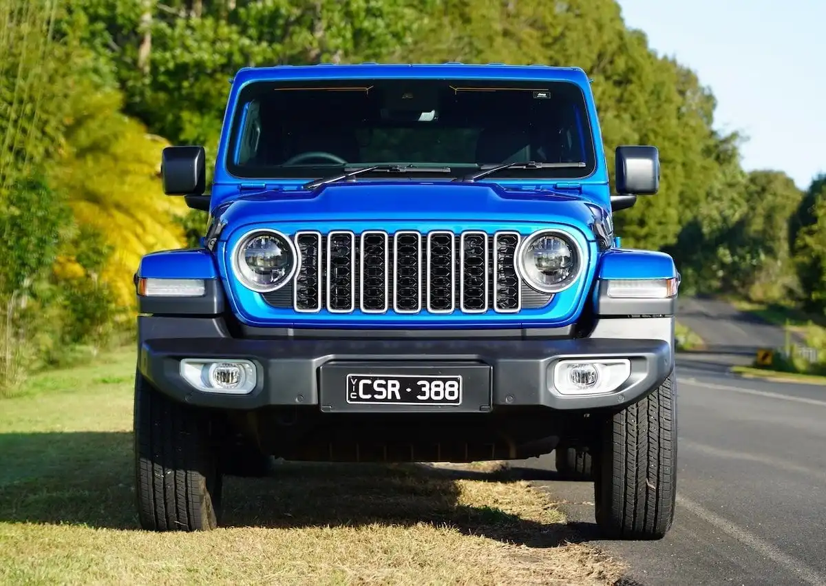 2024 jeep wrangler overland front view