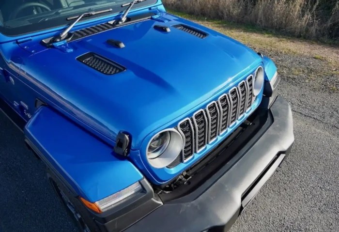 2024 jeep wrangler overland hood