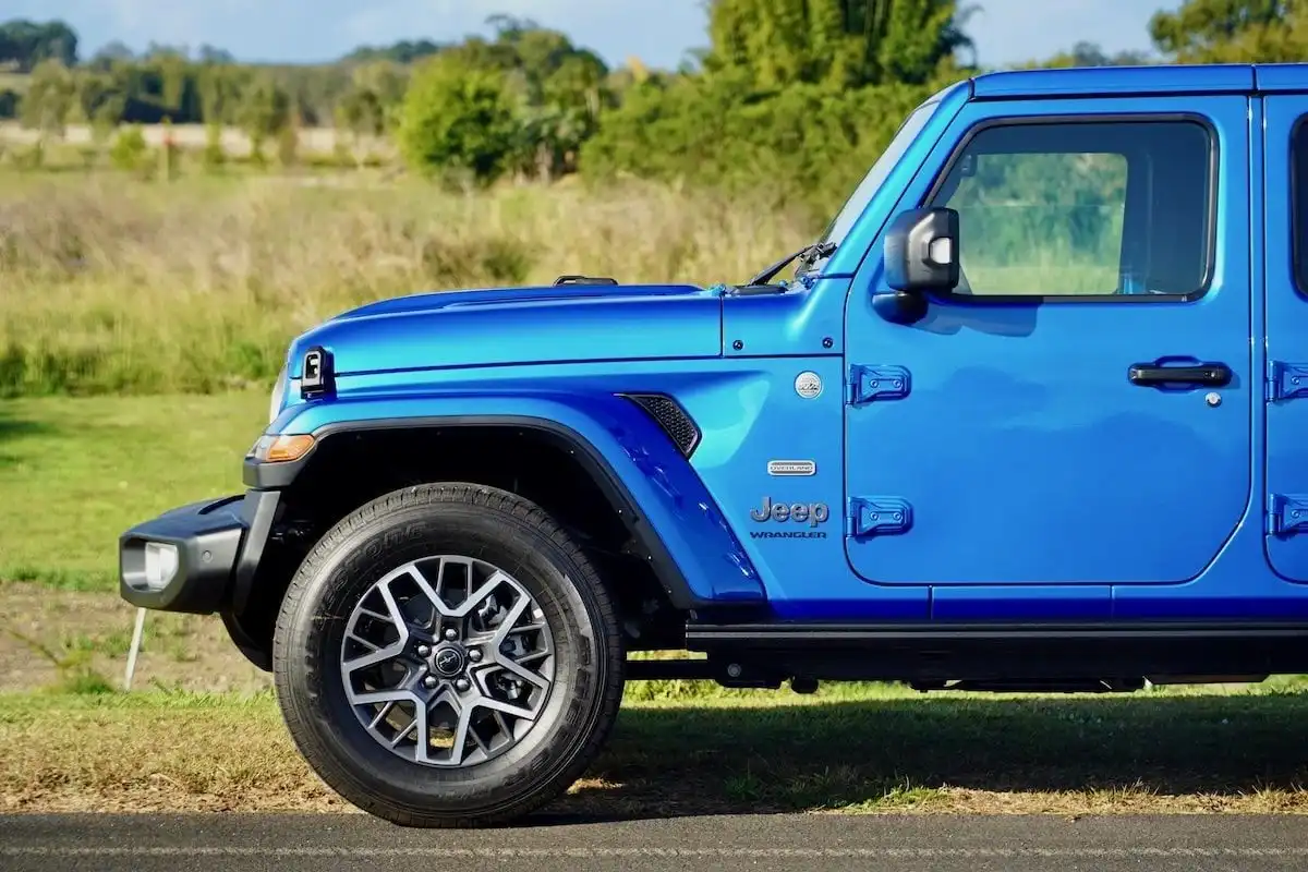 2024 jeep wrangler overland wheel