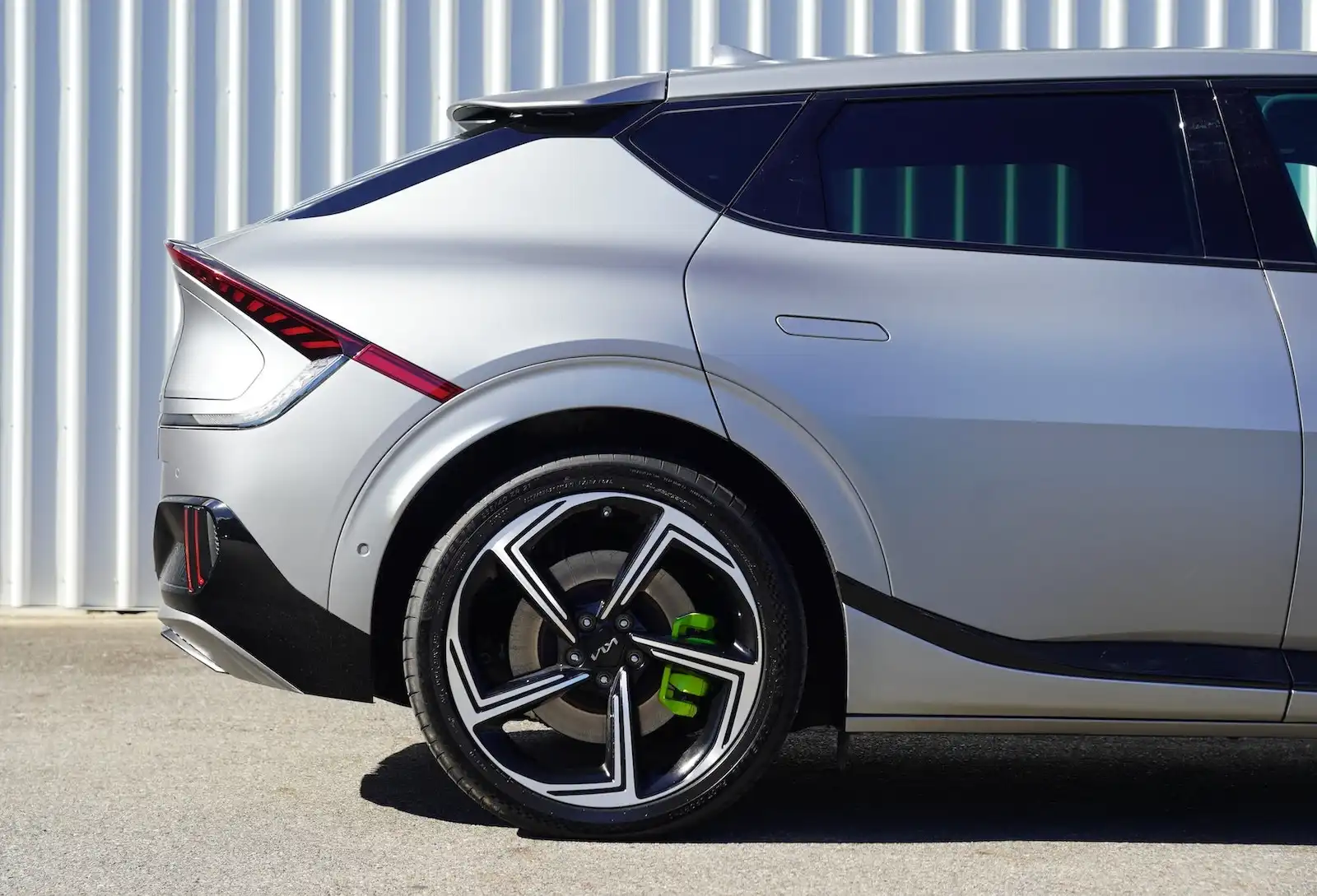 2024 kia ev6 gt awd wheel rear