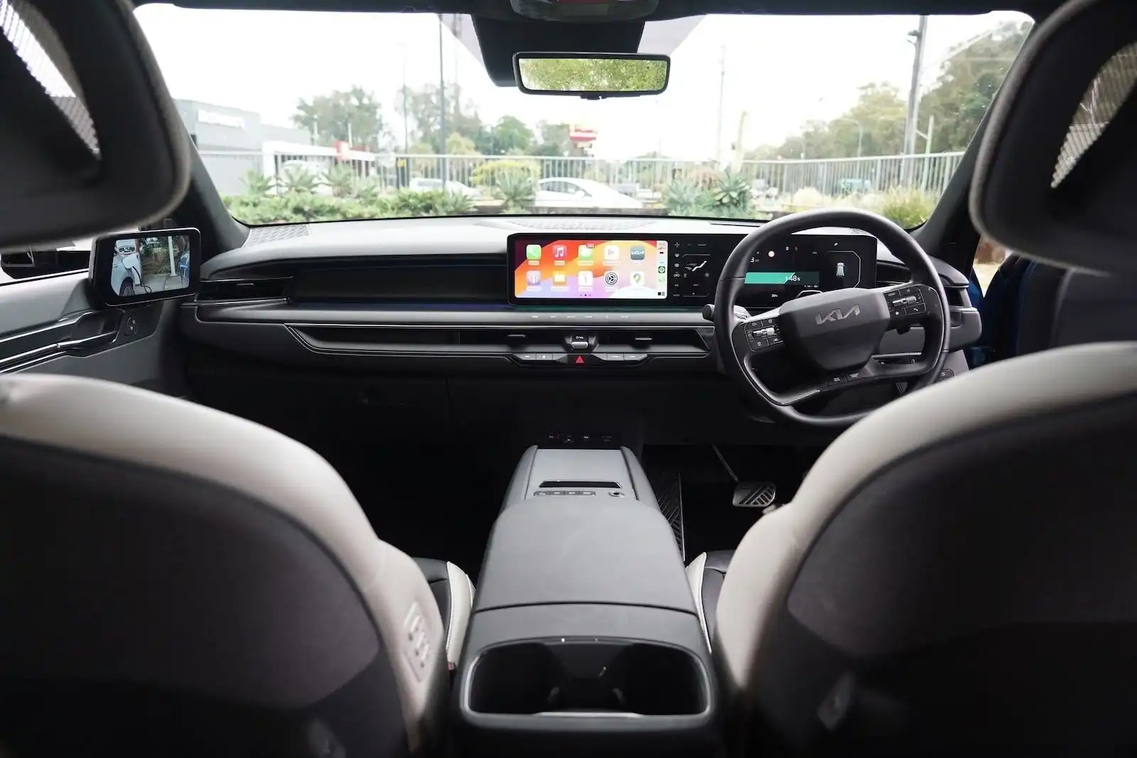 2024 kia ev9 gt-line awd interior