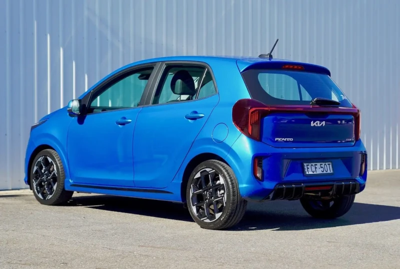 2024 kia picanto gt-line back