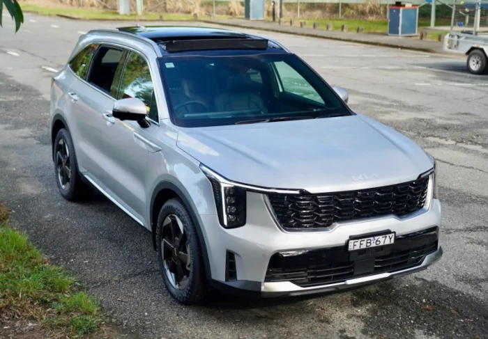 2024 kia sorento gt-line hev hybrid headlights