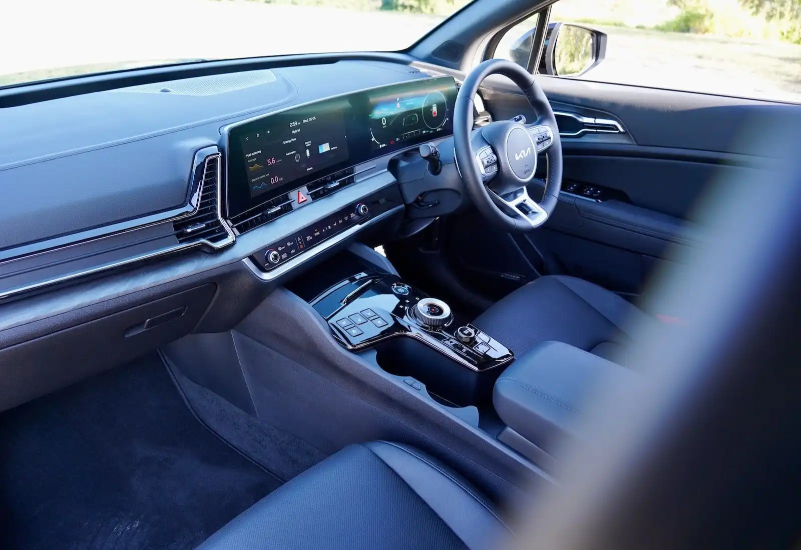 2024 kia sportage hev gt-line interior