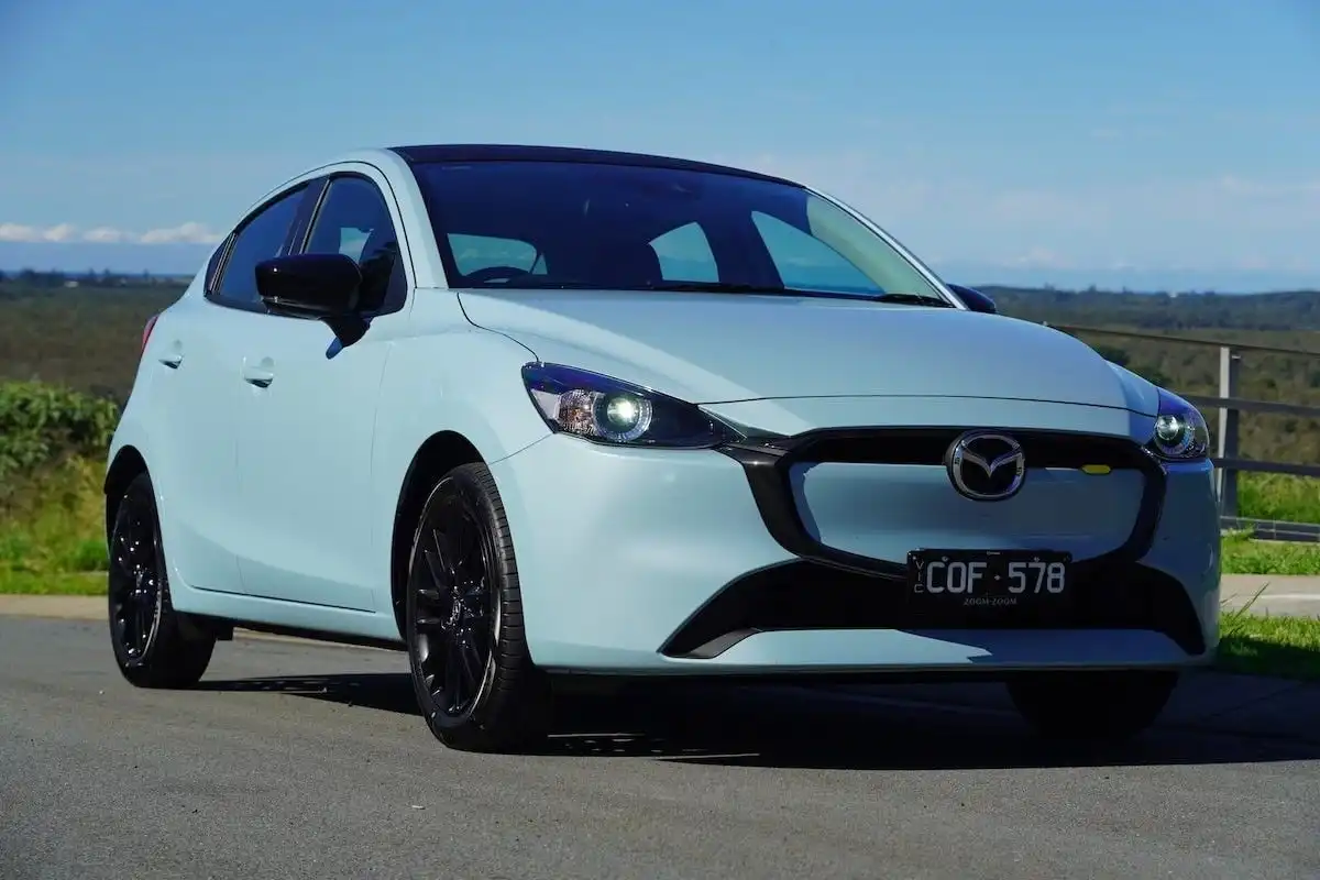 2024 mazda 2 pure sp hatch australia