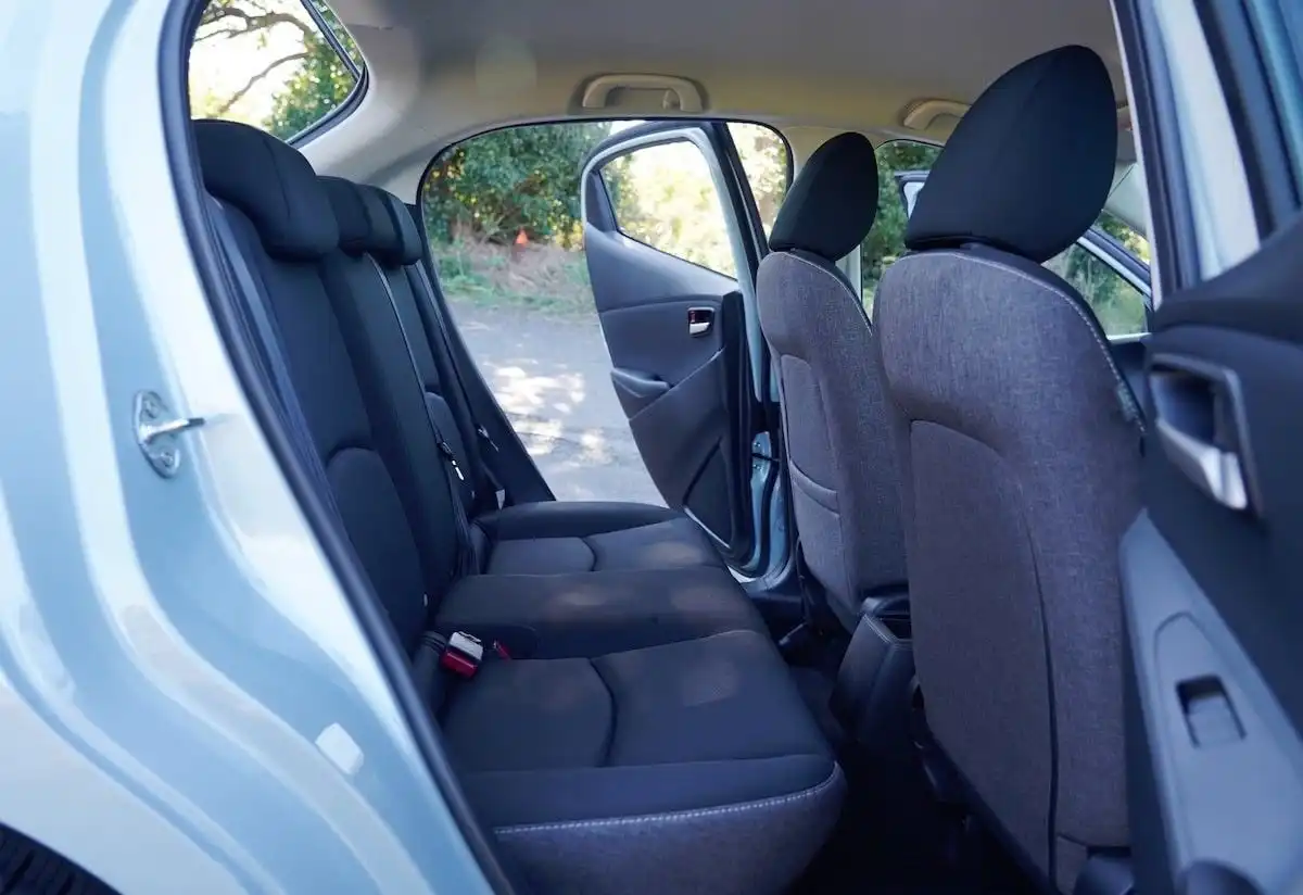 2024 mazda 2 pure sp rear seats