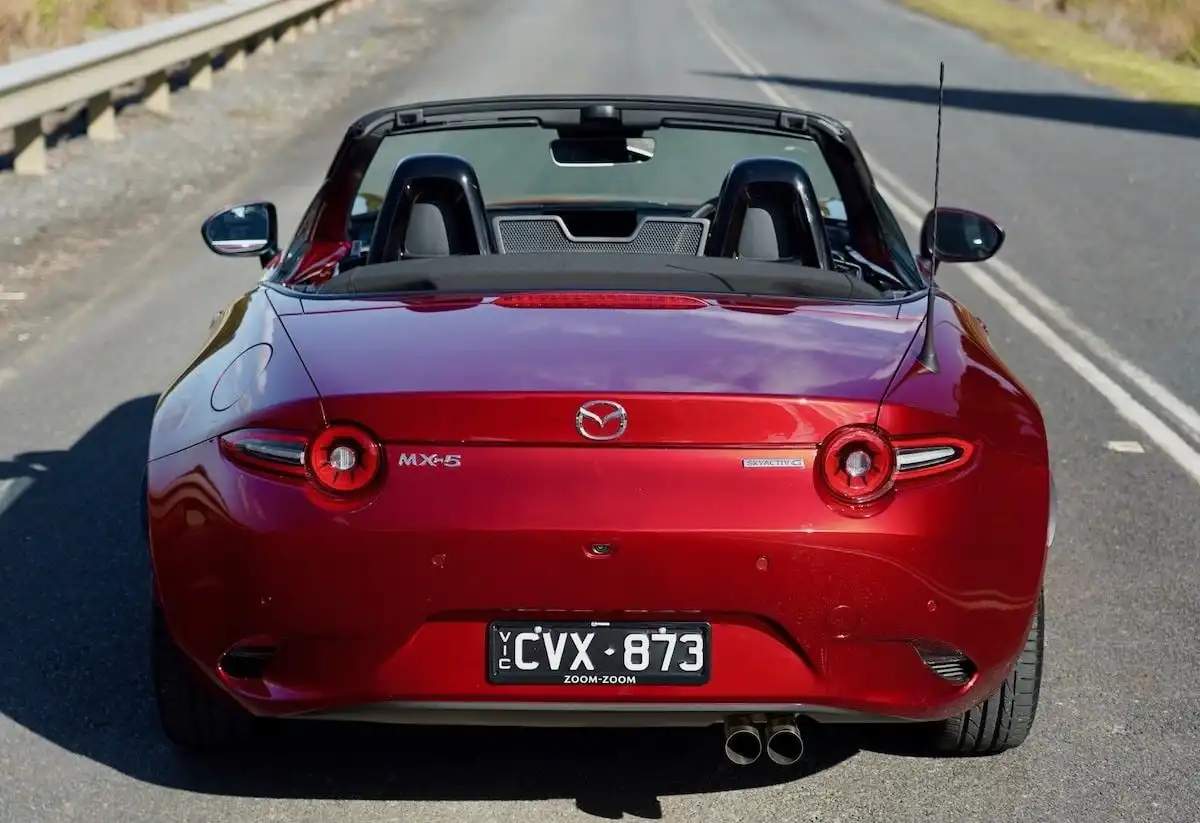 2024 mazda mx-5 roadster gt back