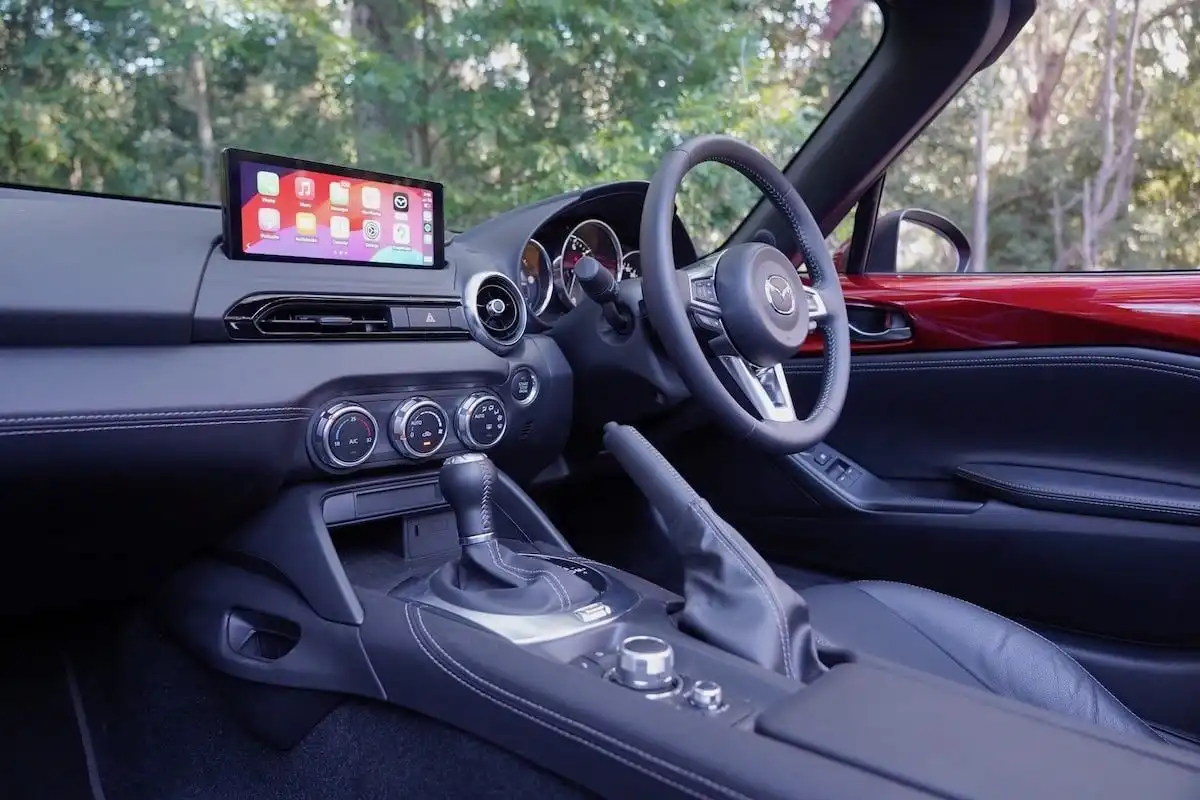 2024 mazda mx-5 roadster gt infotainment home screen