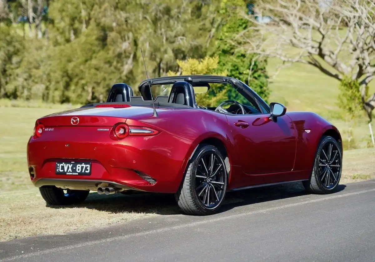 2024 mazda mx-5 roadster gt side back view