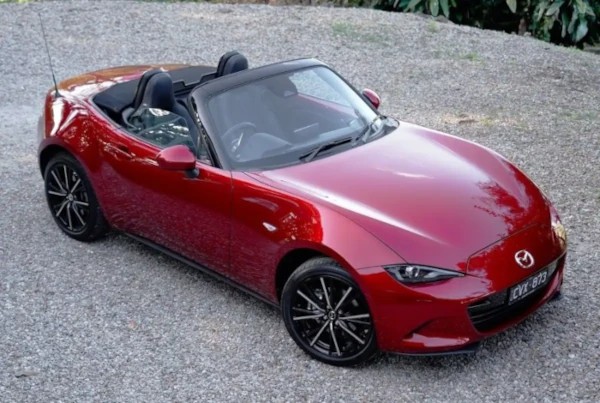 2024 mazda mx-5 roadster gt top view