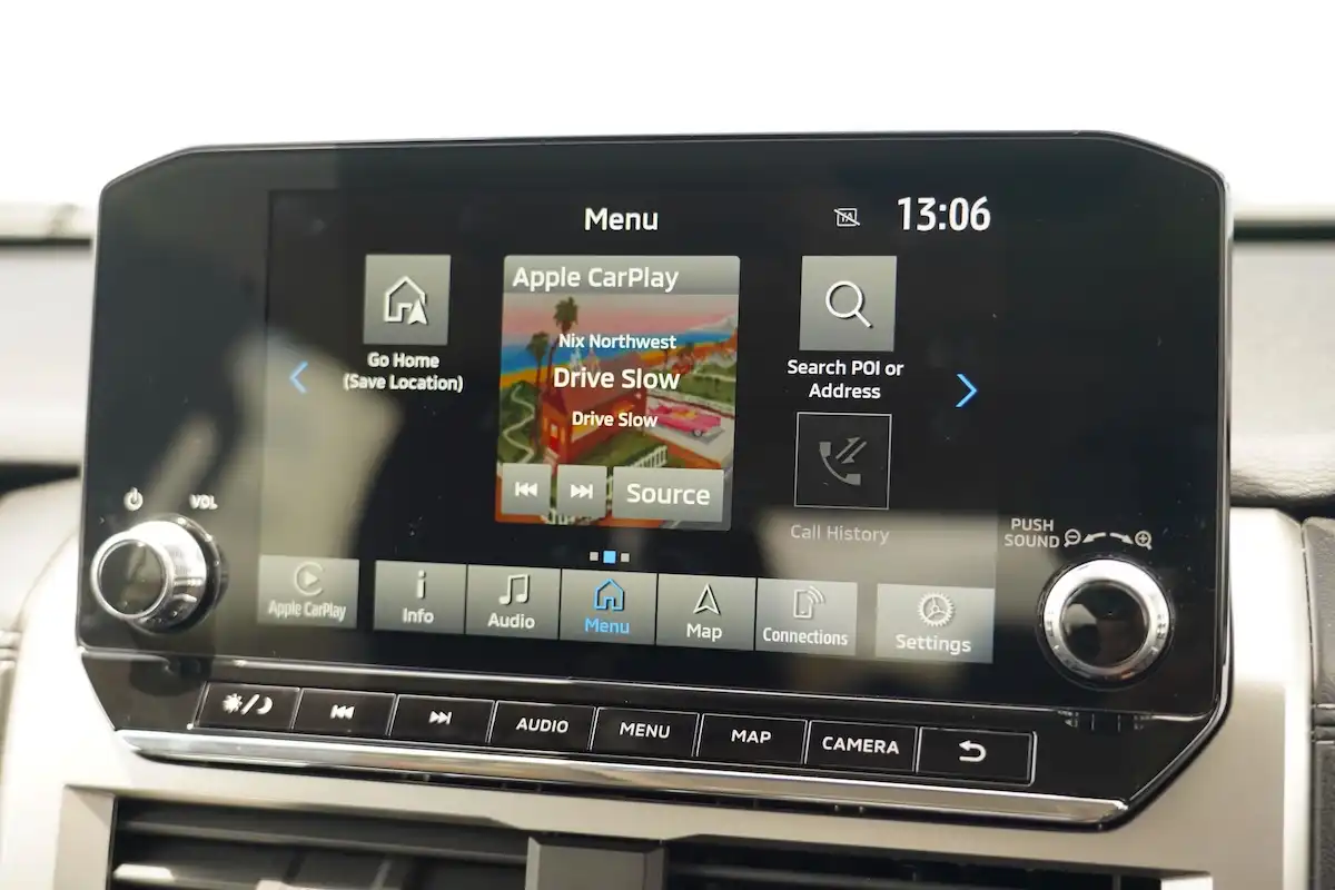 2024 mitsubishi triton gls apple carplay