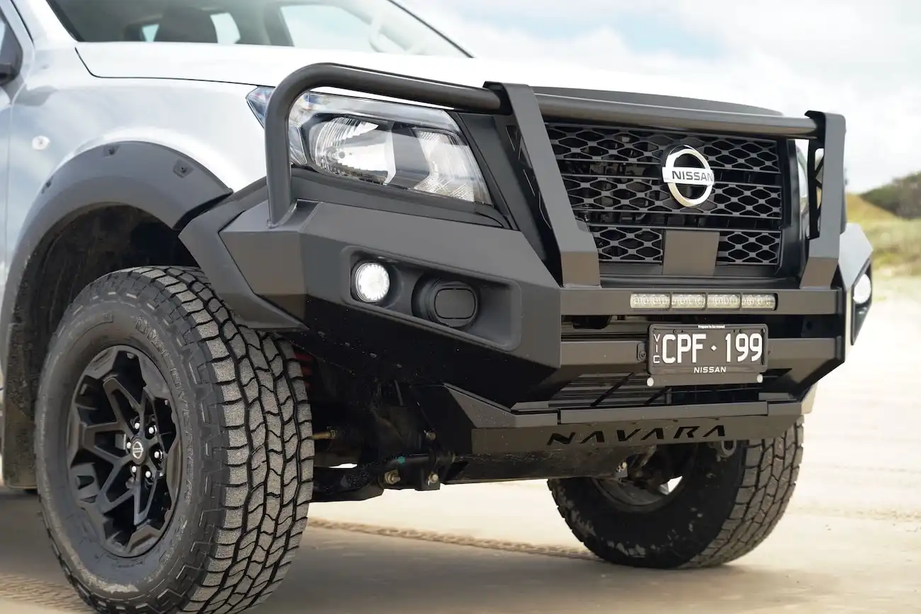 2024 nissan navara sl warrior 4x4 grille