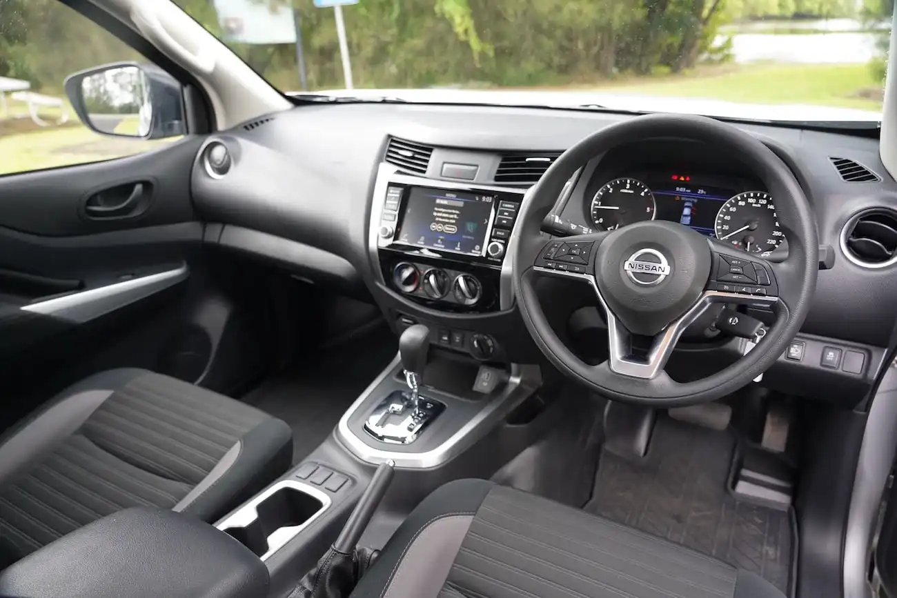 2024 nissan navara sl warrior 4x4 interior