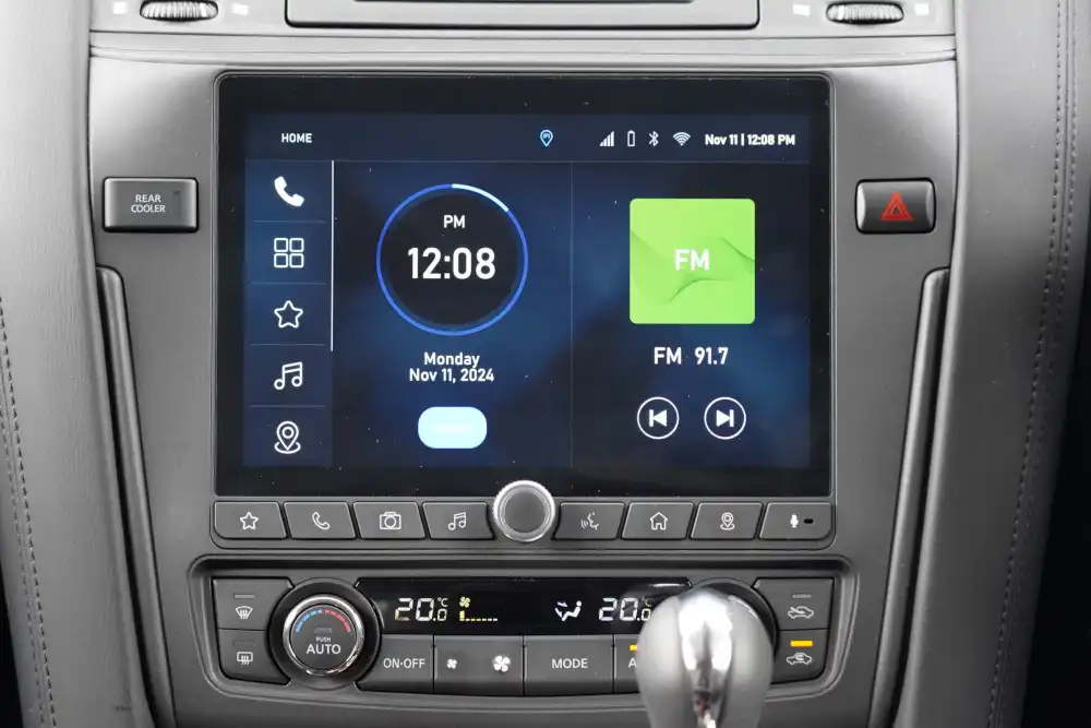 2024 nissan patrol ti infotainment system