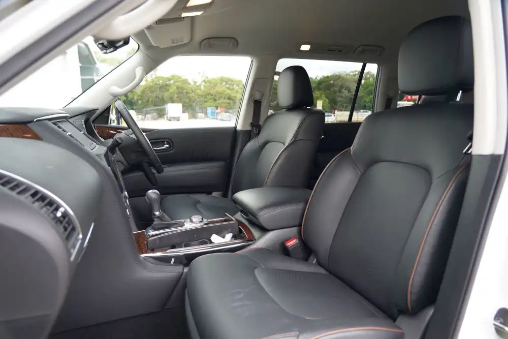 2024 nissan patrol ti seats