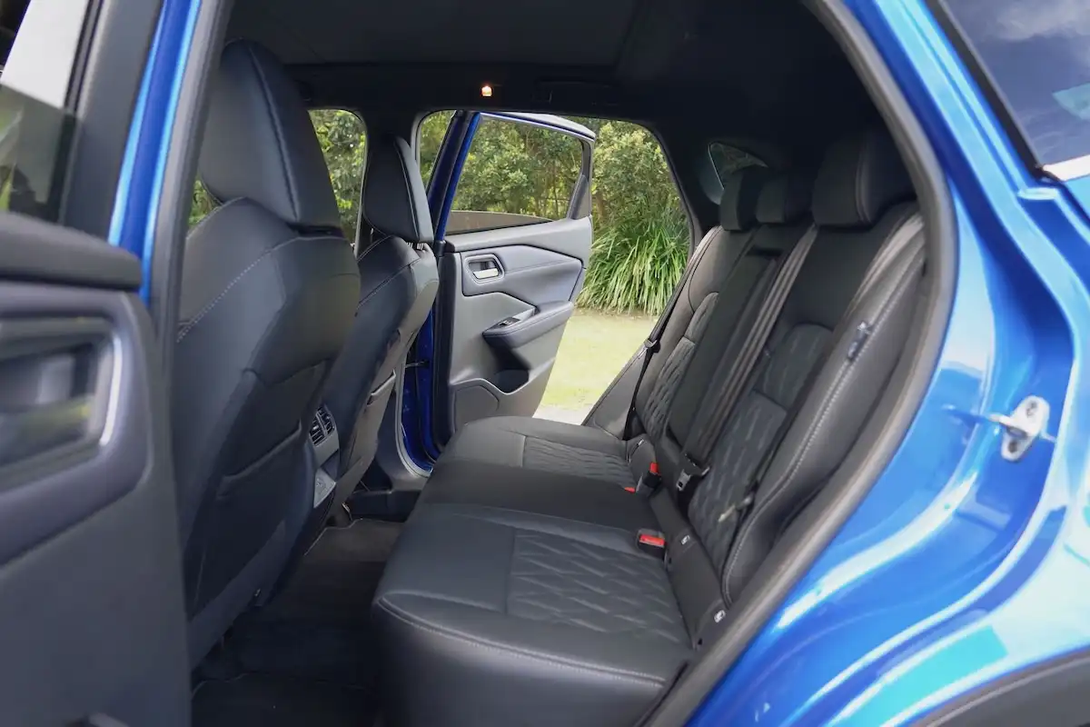 2024 nissan qashqai ti e-power rear seats