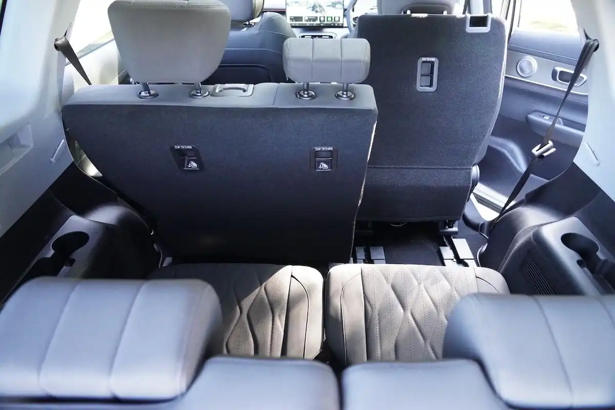 2025 chery tiggo 8 super hybrid ultimate phev third row seats