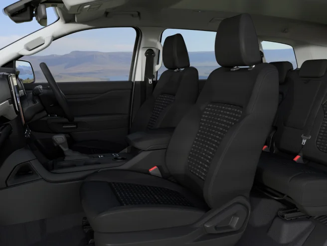 2025 ford everest ambiente seats