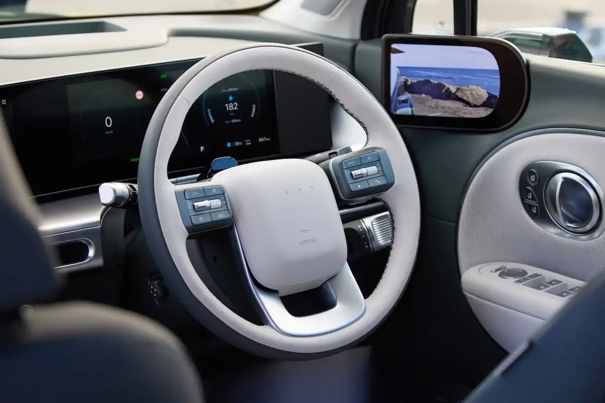 2025 hyundai ioniq 9 steering wheel