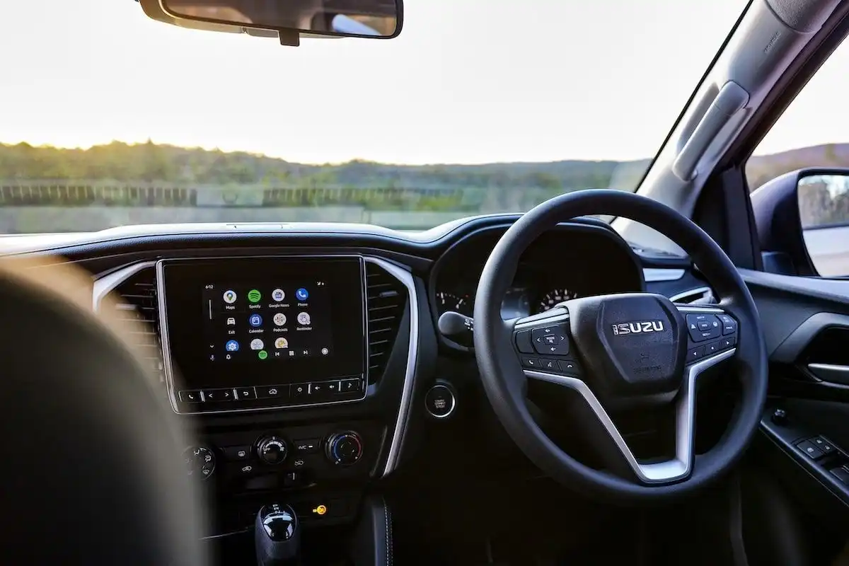 isuzu mu-x ls-m 4x4 interior